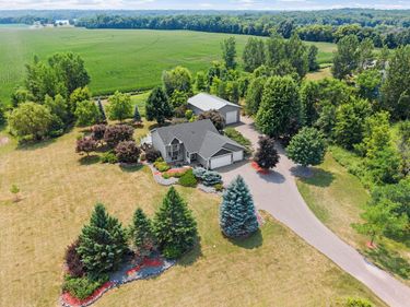 5125 134th Street NW, Clearwater, MN 55320