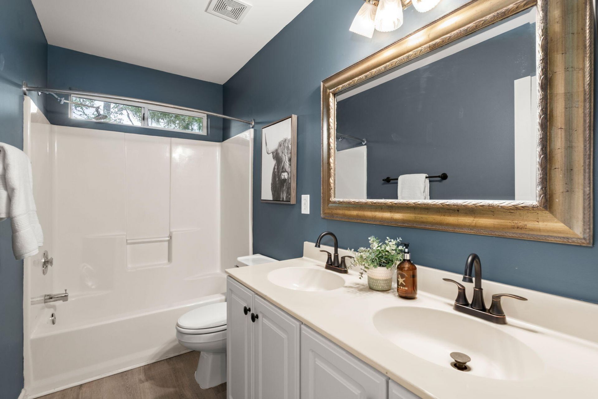109 Evesham Drive Photo 31