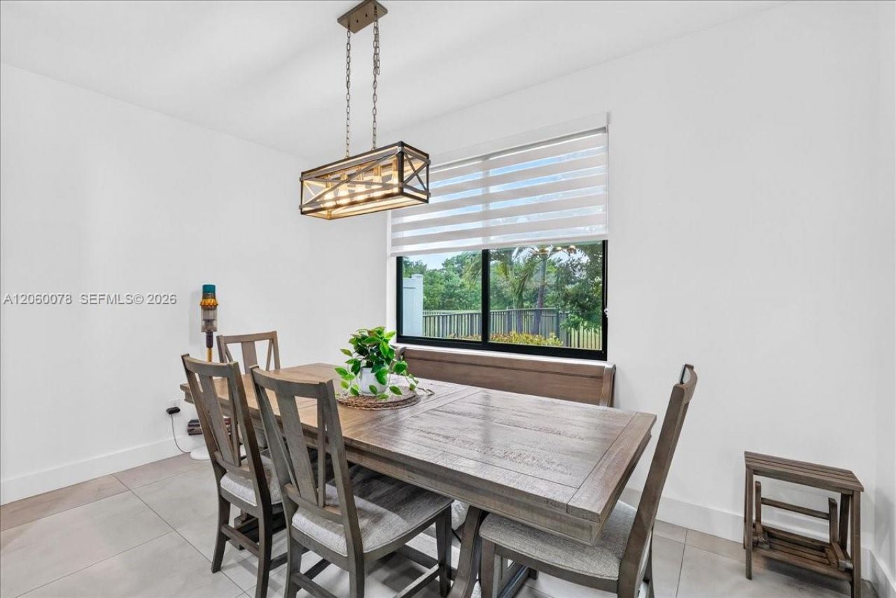 425 NW 33rd Ln, Pompano Beach, FL 33069 Photo