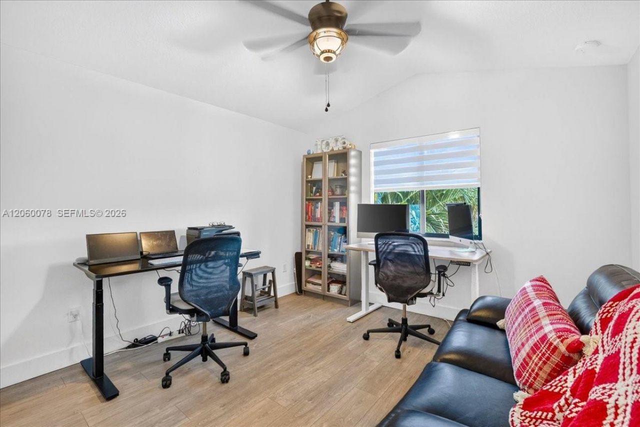 425 NW 33rd Ln, Pompano Beach, FL 33069 Photo