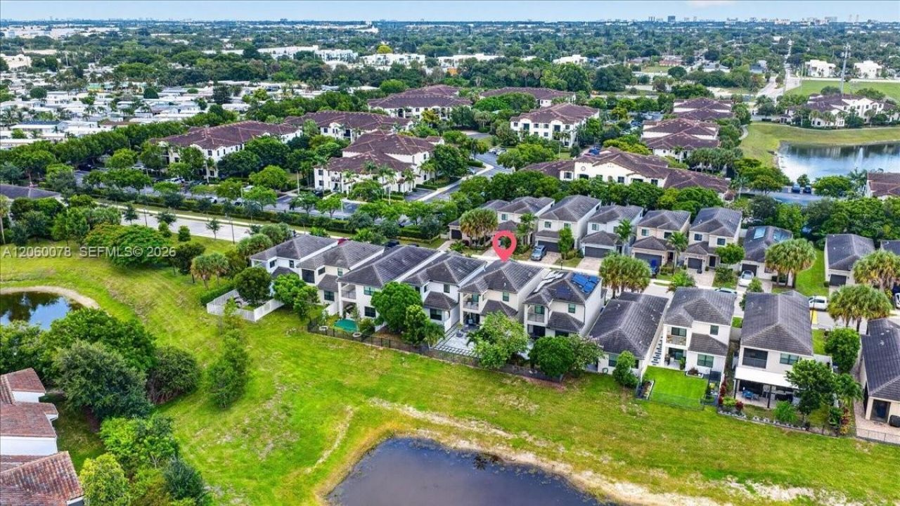 425 NW 33rd Ln, Pompano Beach, FL 33069 Photo