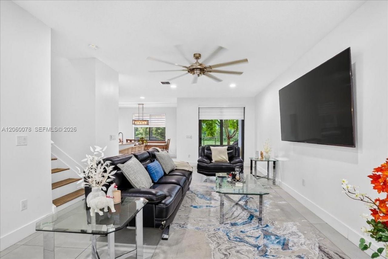 425 NW 33rd Ln, Pompano Beach, FL 33069 Photo