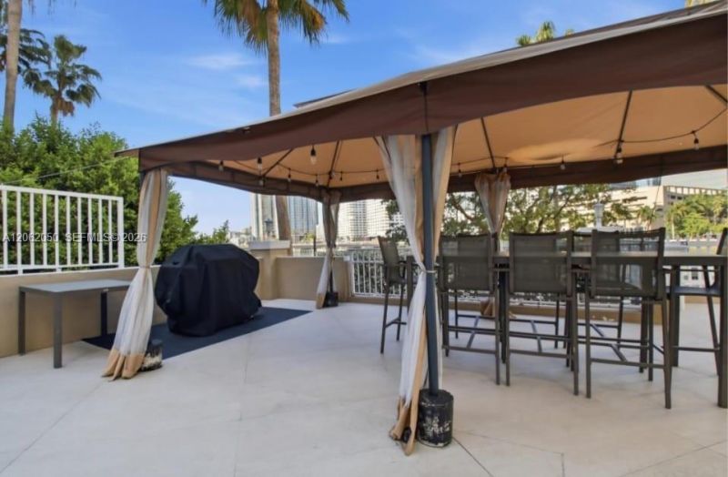 Please Call For Address, Unit 610, Miami, FL 33131 Photo
