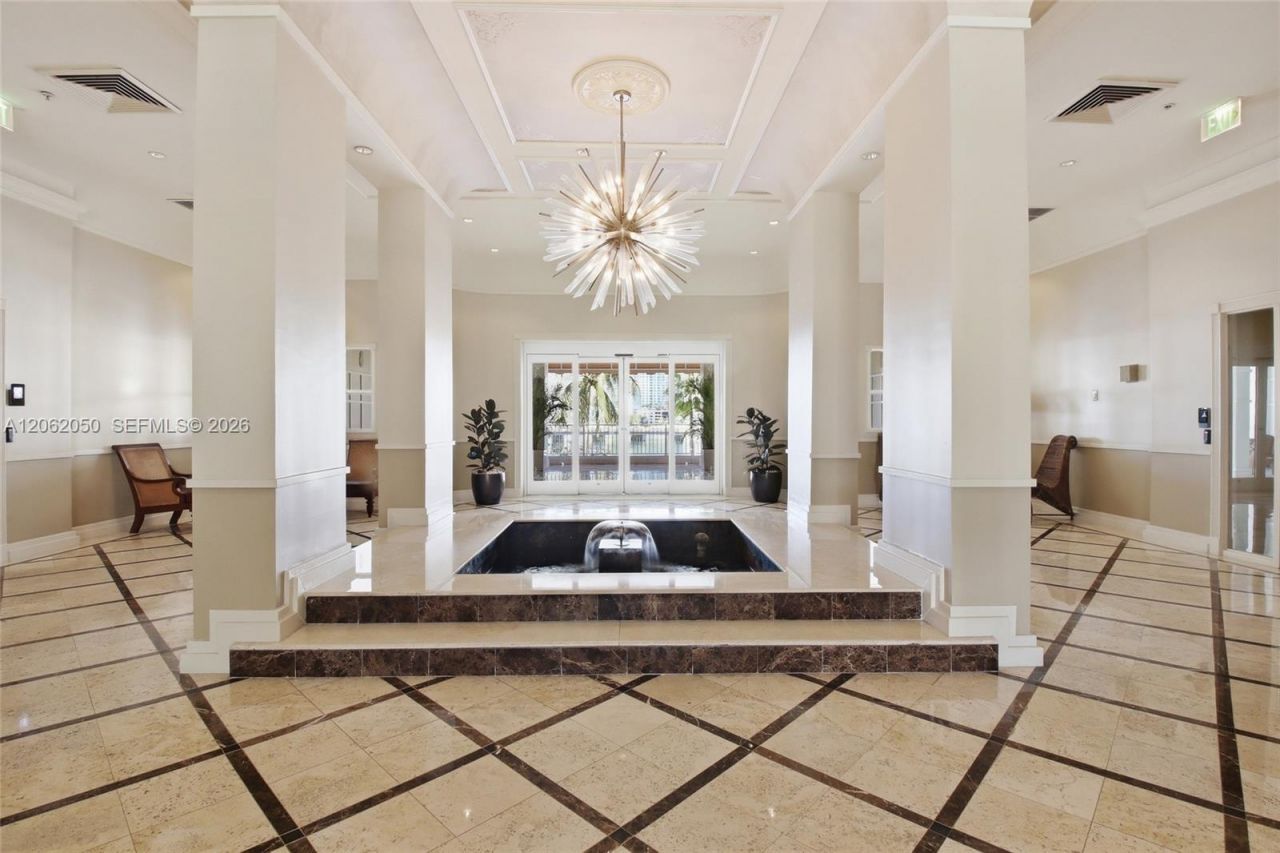 701 Brickell Key Blvd, Unit 610, Miami, FL 33131 Photo