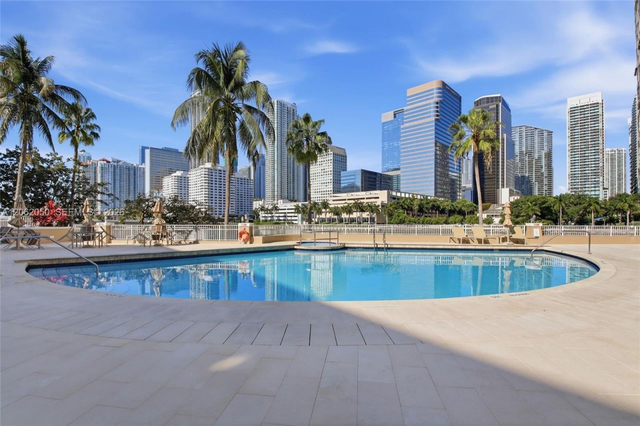 701 Brickell Key Blvd, Unit 610, Miami, FL 33131 Photo