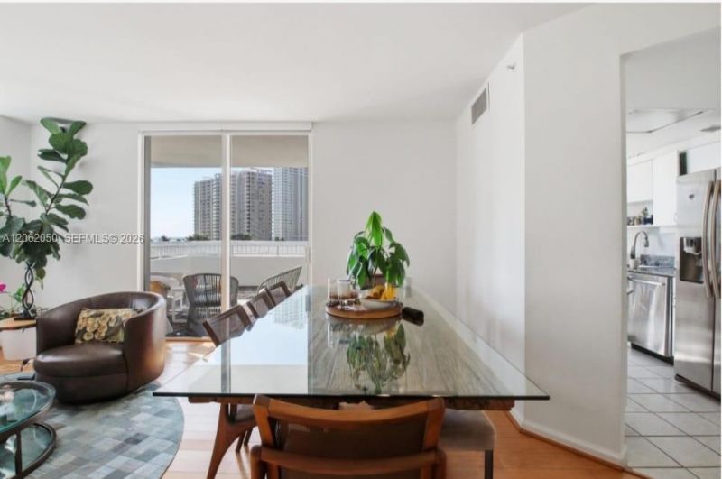 Please Call For Address, Unit 610, Miami, FL 33131 Photo