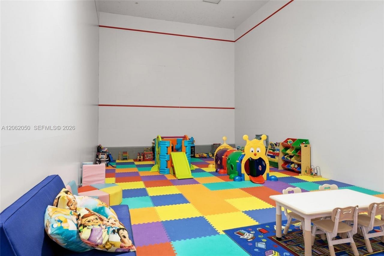 701 Brickell Key Blvd, Unit 610, Miami, FL 33131 Photo