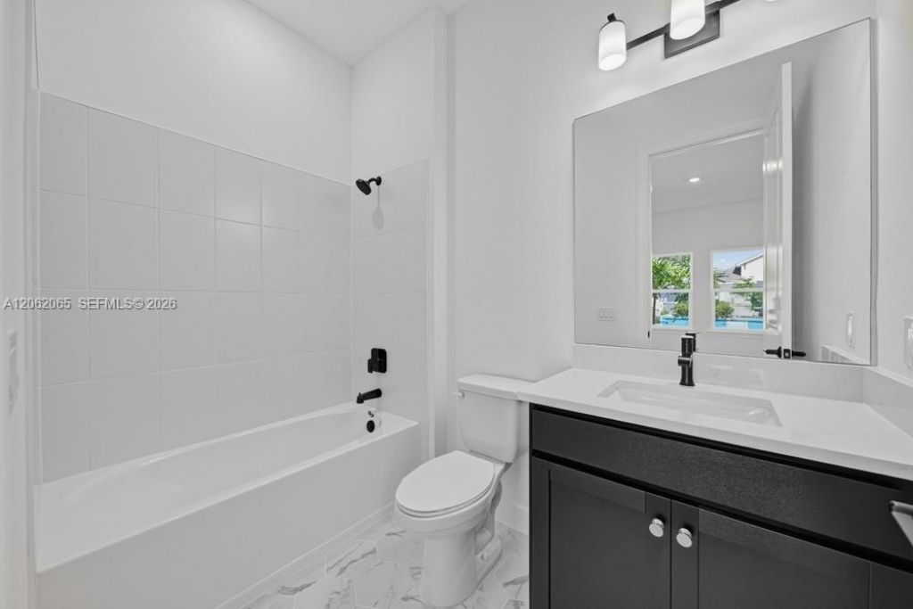 15756 Modena Street, Naples, FL 34114 Photo