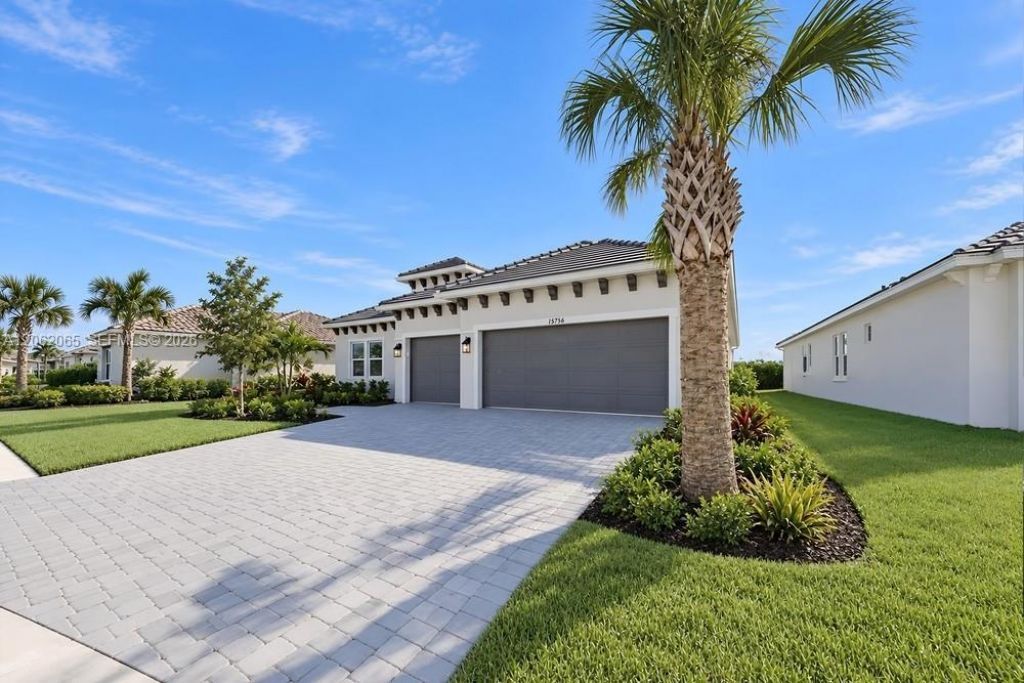 15756 Modena Street, Naples, FL 34114 Photo