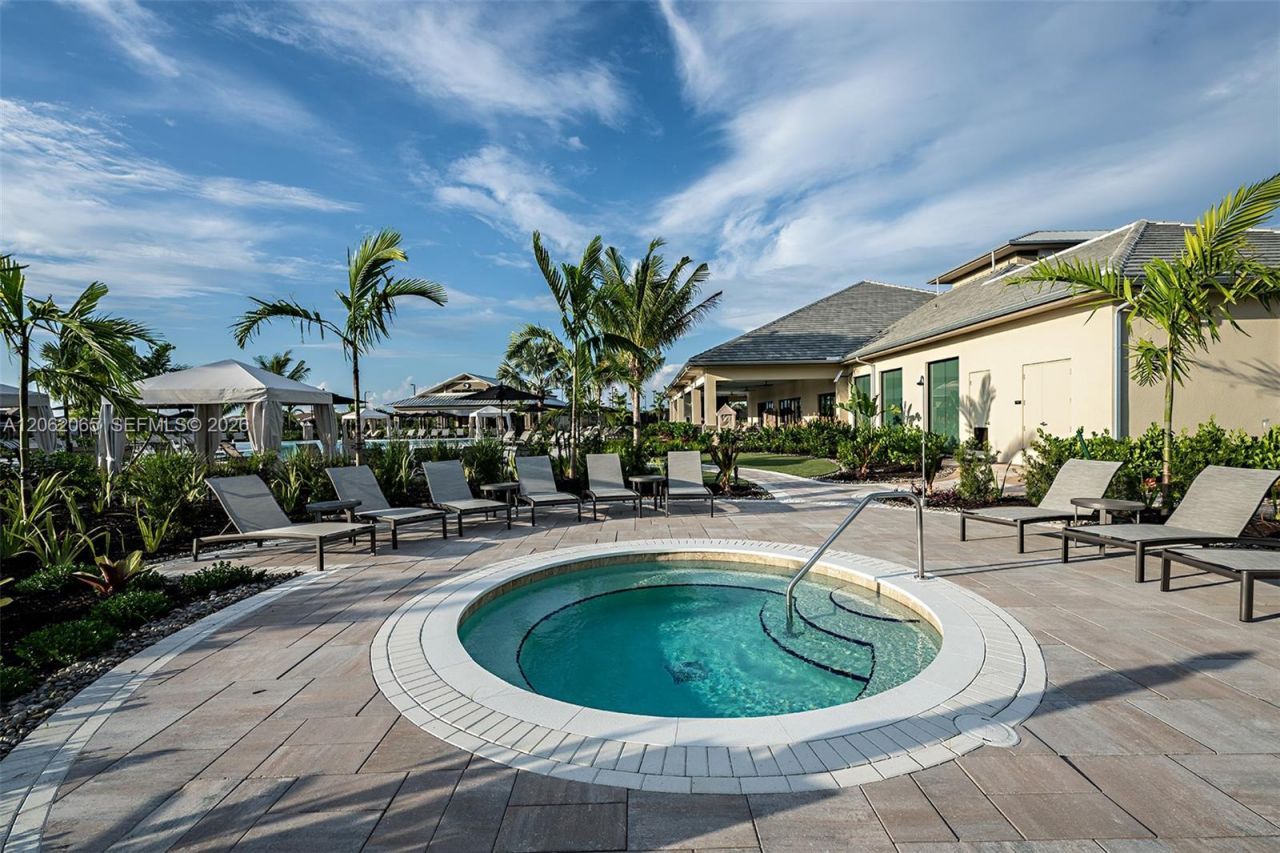 15756 Modena Street, Naples, FL 34114 Photo