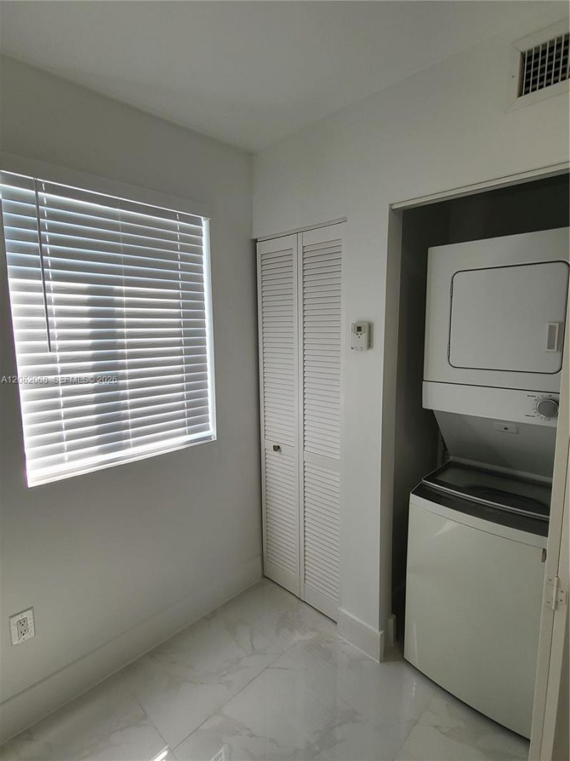 1646 NW 1st Pl , Unit 2, Miami, FL 33136 Photo