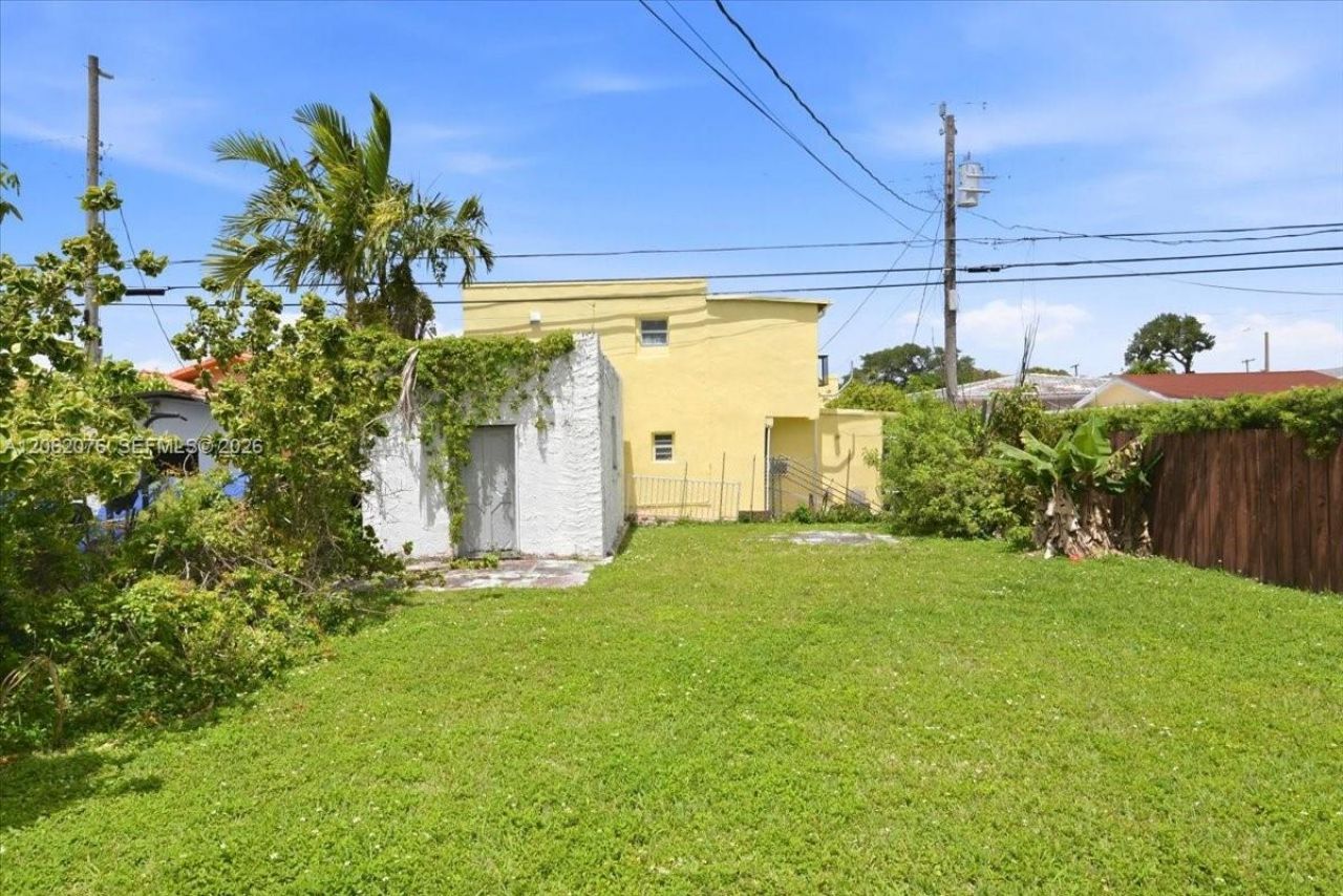 3645 SW 25th Ter , Miami, FL 33133 Photo