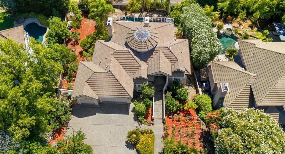 136 Tomlinson Dr, Folsom, CA 95630 Photo