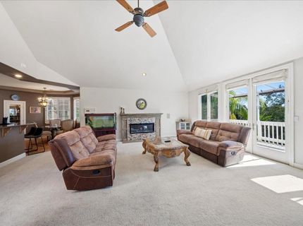 136 Tomlinson Dr, Folsom, CA 95630 Photo