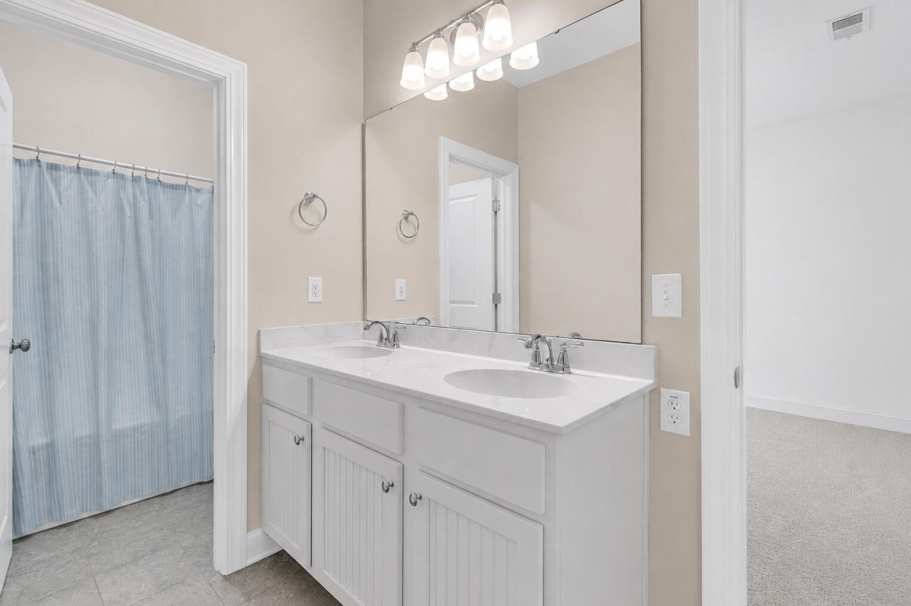 4066 Blackmoor Street Photo 40