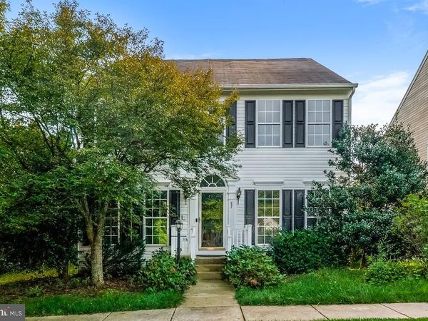62 STOCKS STREET, LOVETTSVILLE, VA 20180