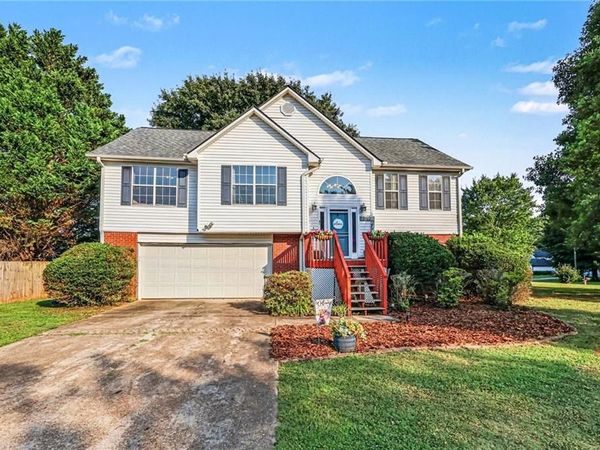 409 Bear Cub Path , Social Circle, GA 30025