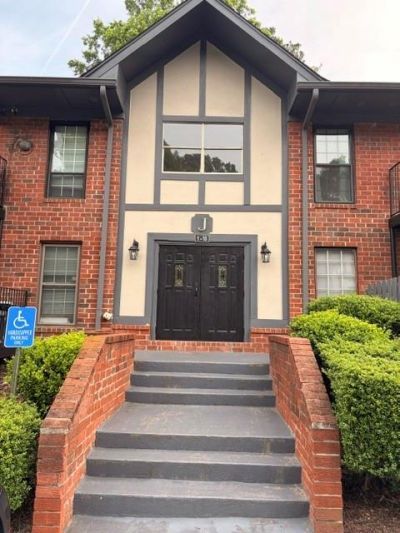 6851 Roswell Road, Unit J2, Sandy Springs, GA 30328 Main Photo