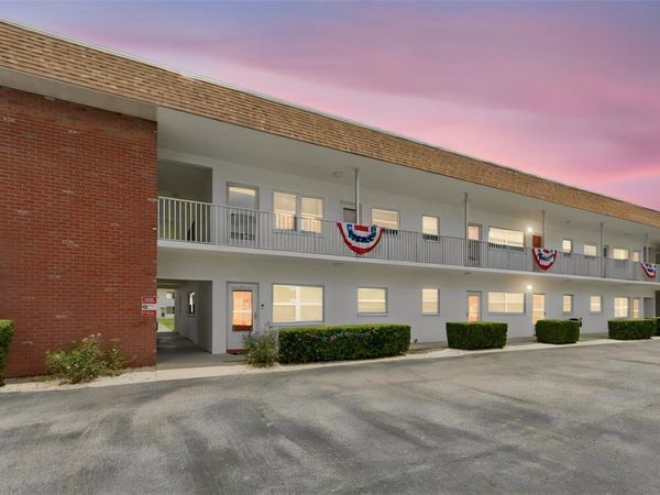 1325 58TH STREET N, Unit 201A, ST PETERSBURG, FL 33710