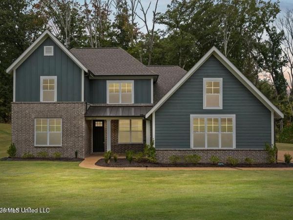 2835 S Cypress Lake Drive, Olive Branch, MS 38654