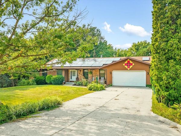 3222 Silver Ridge Drive, OREGON, IL 61061