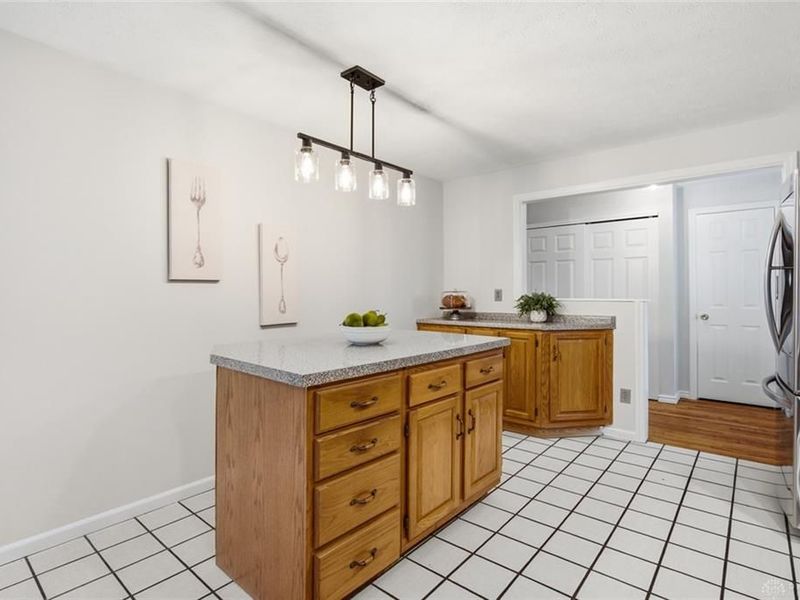 2198 Cherry Oak Drive, Kettering, OH 45440 Photo 8
