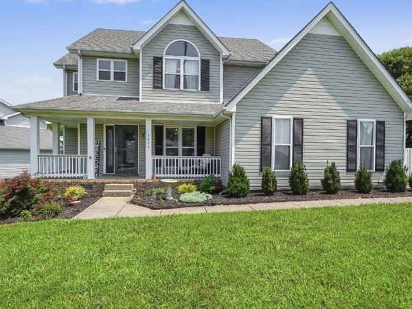 3423 E Henderson Way, Clarksville, TN 37042