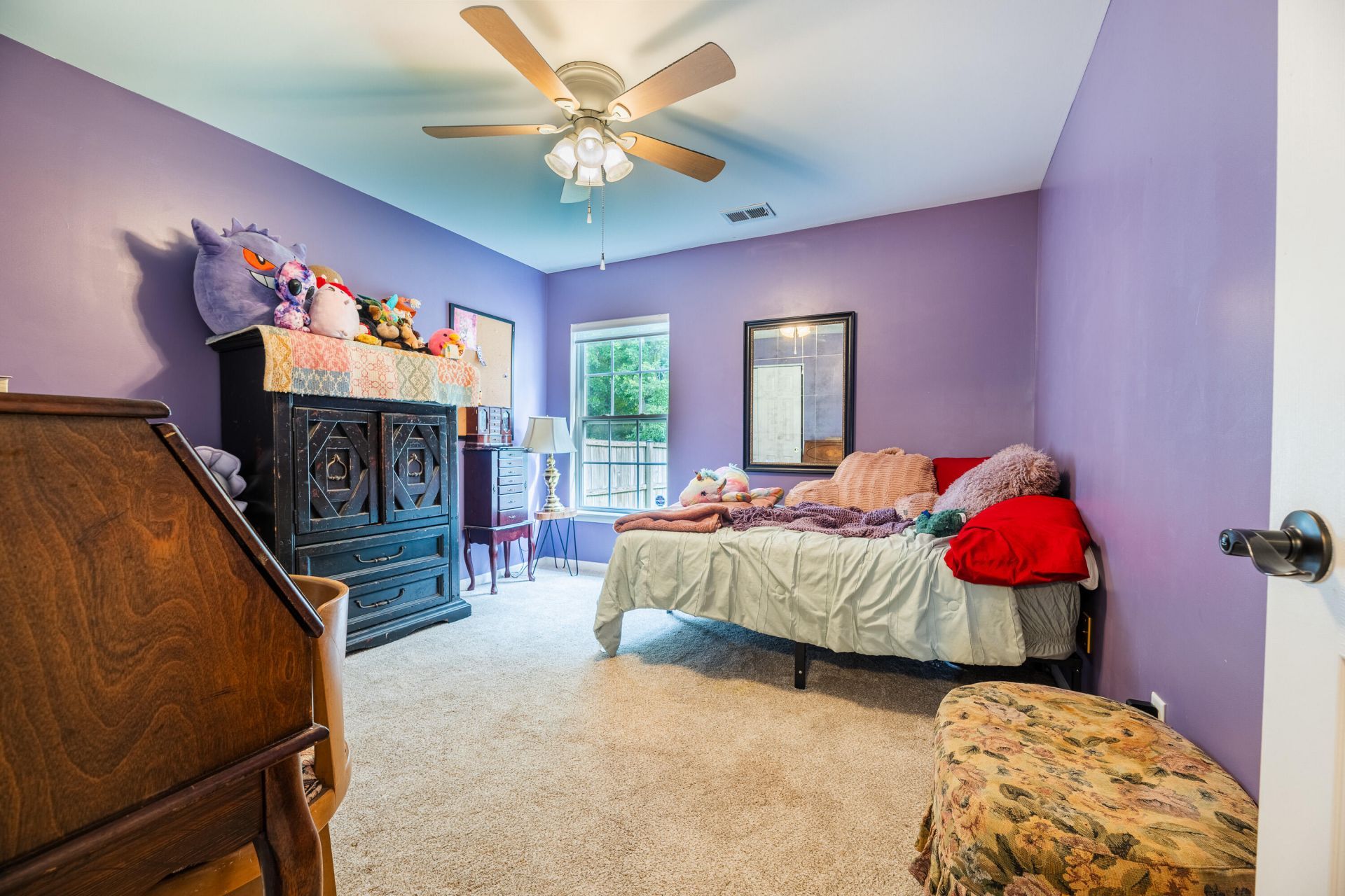 270 Avonshire Drive Photo 14
