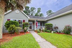 270 Avonshire Drive photo 4