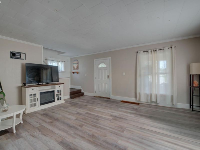 701 Tenney Avenue, Amherst, OH 44001 Photo 3