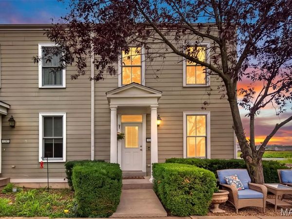 3201 S Civic Green Way , St Charles, MO 63301