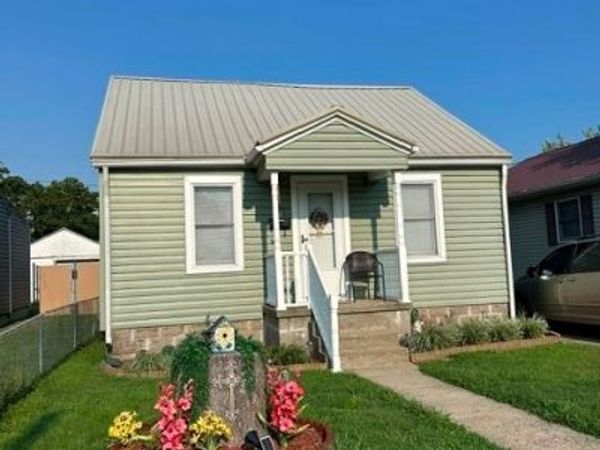 410 Hansford Street, St Albans, WV 25177