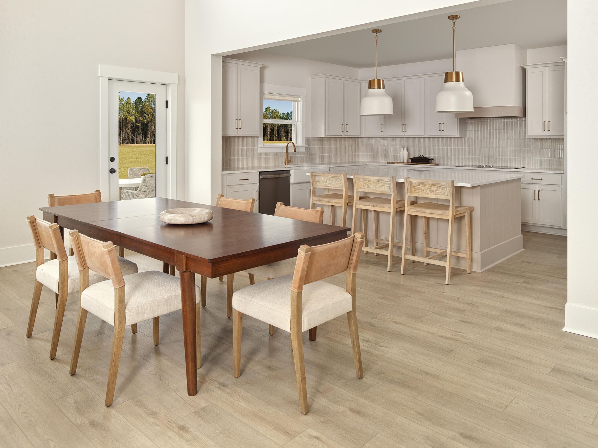 3113 Macaron Court Photo 7