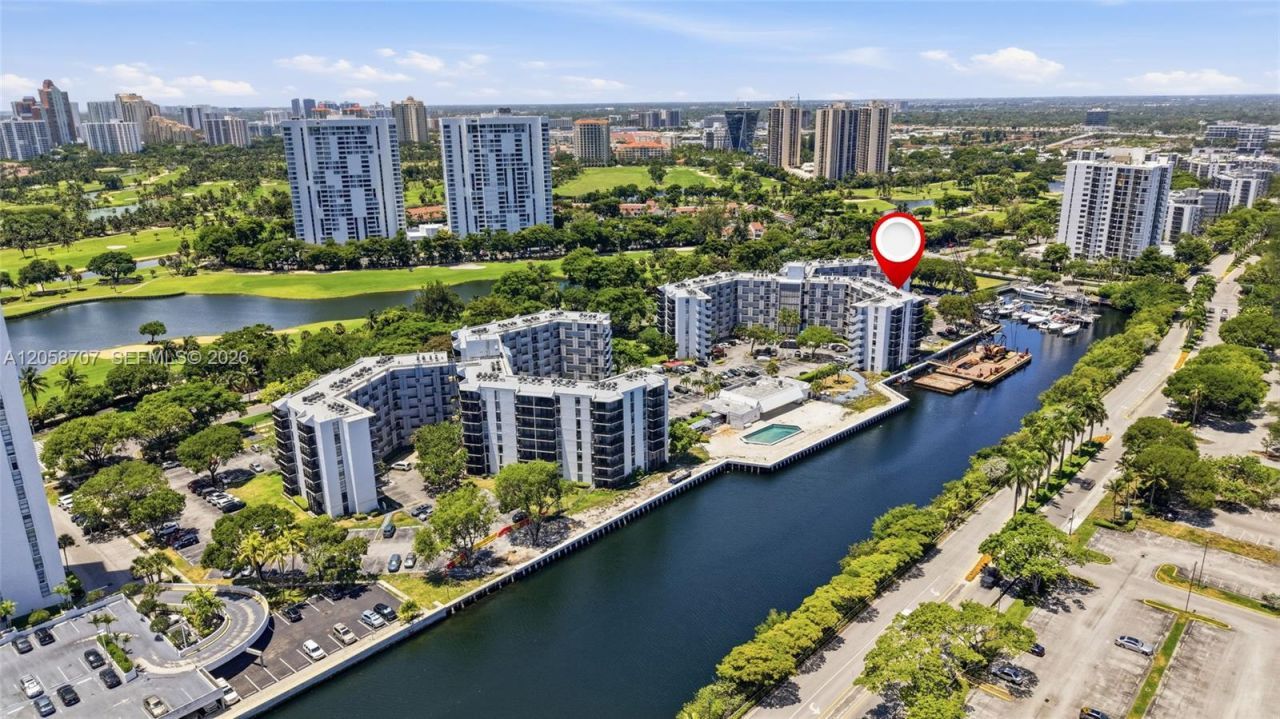3401 N Country Club Dr , Unit 804, Aventura, FL 33180 Photo