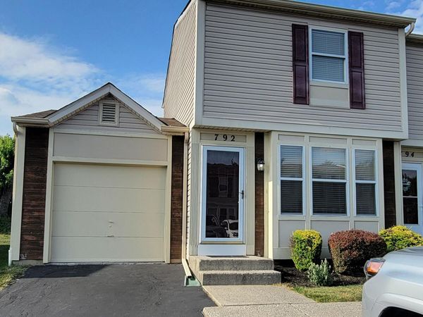 792 Ficus Drive, Unit 28A, Worthington, OH 43085
