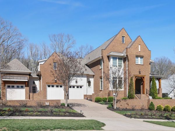 8642 Belladonna Dr , College Grove, TN 37046