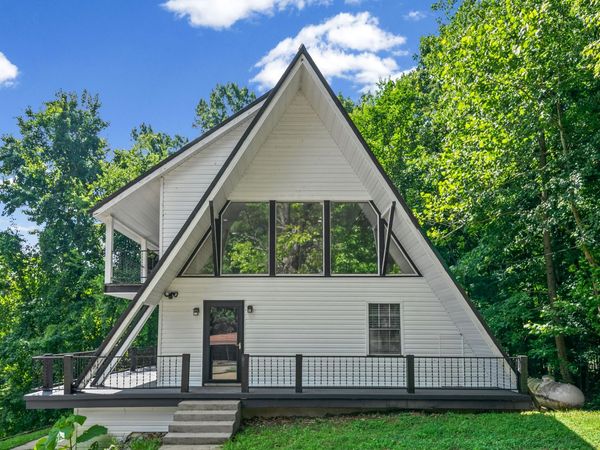 7 Valley Dr , Cadiz, KY 42211