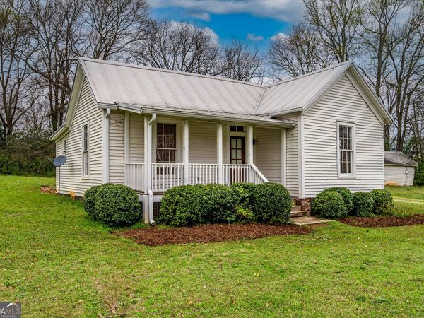 696 North Avenue, Madison, GA 30650