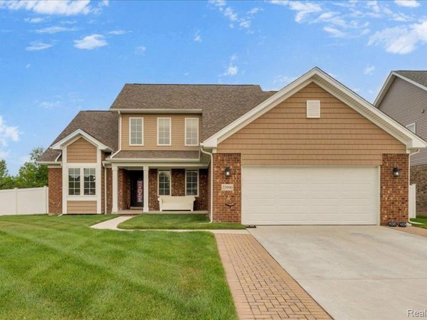 23990 Pennington Lane, Brownstown Township, Mi 48134