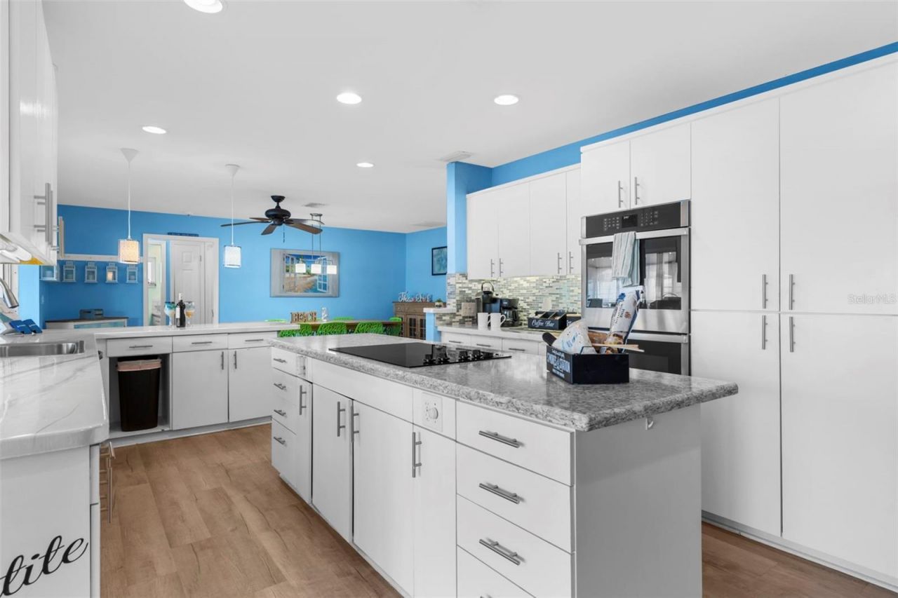 6115 10th Avenue W, Bradenton, FL 34209 Photo