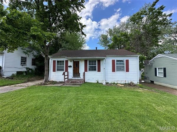 339 Crawford Road , St Louis, MO 63137