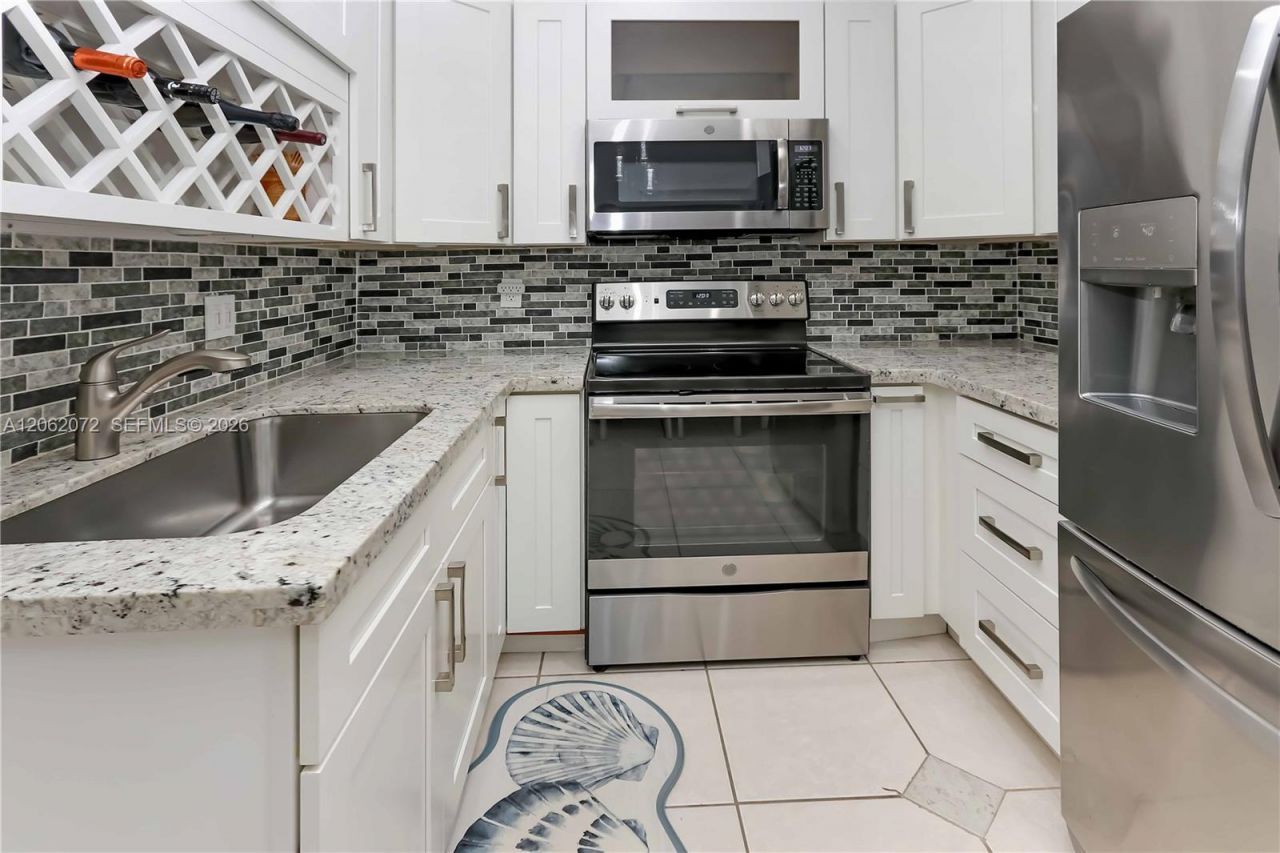 1700 Pierce St , Unit 703, Hollywood, FL 33020 Photo
