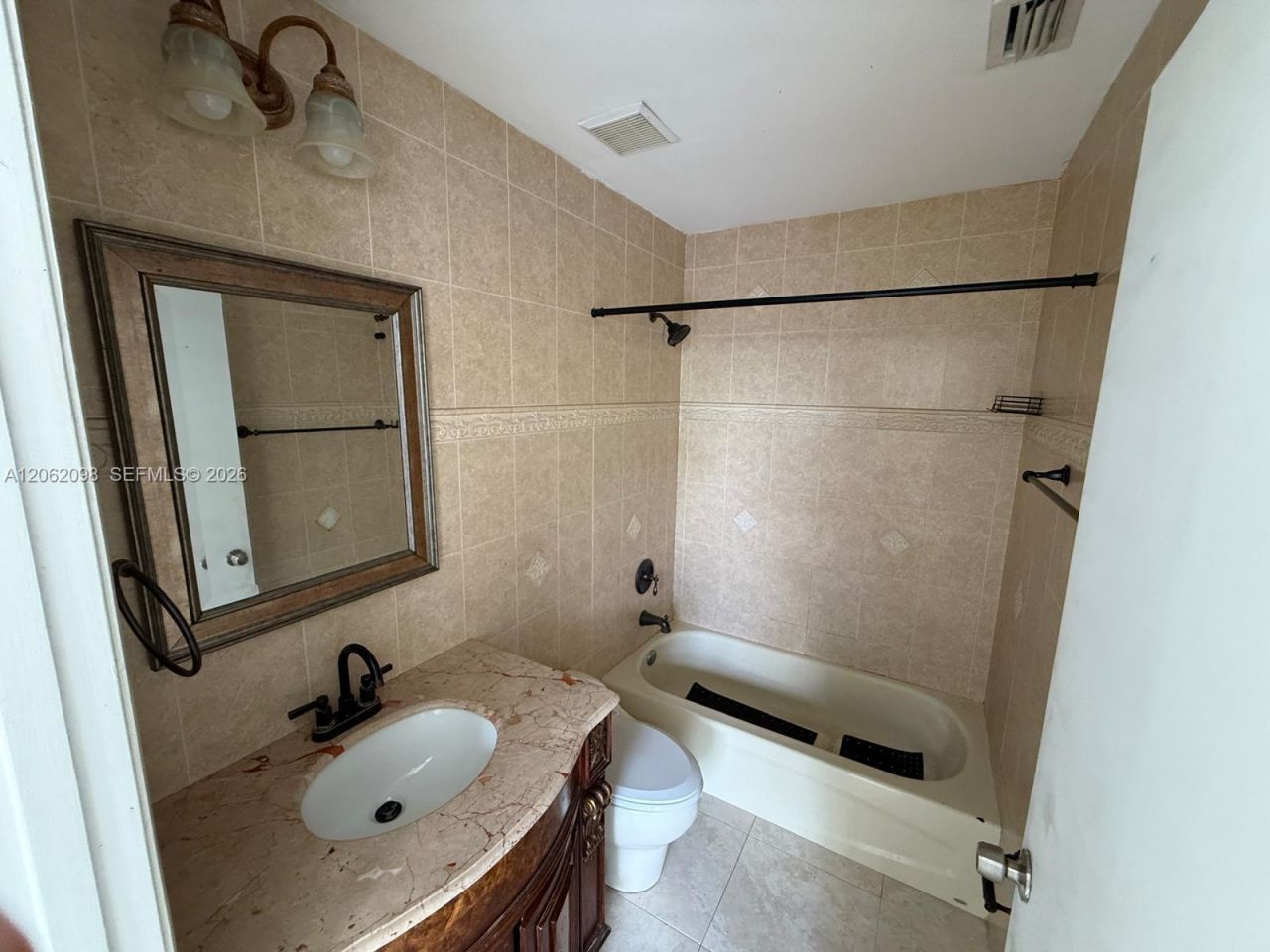 7420 W 20th Ave , Unit 355, Hialeah, FL 33016 Photo