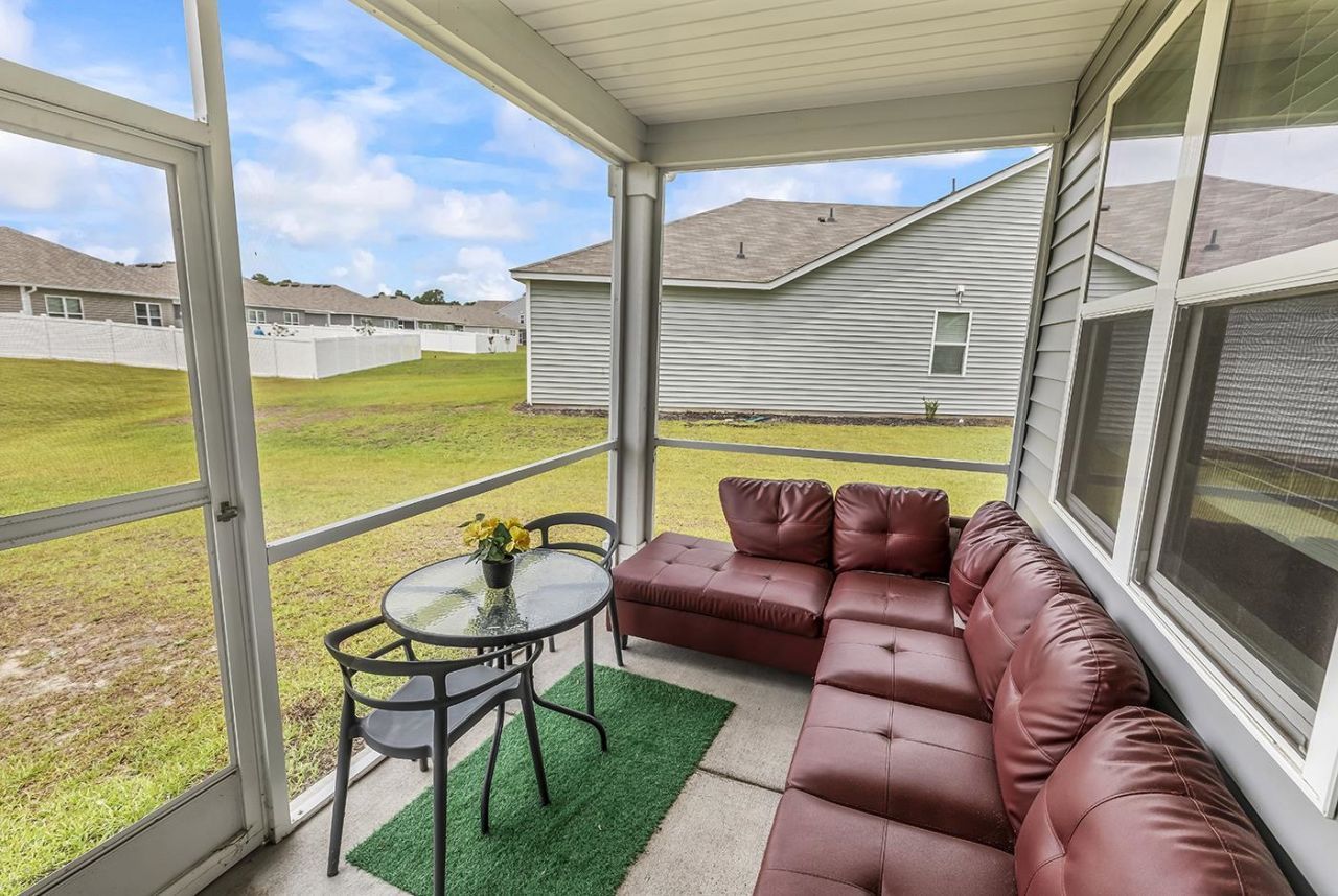 650 Gryffindor Dr. Photo 17