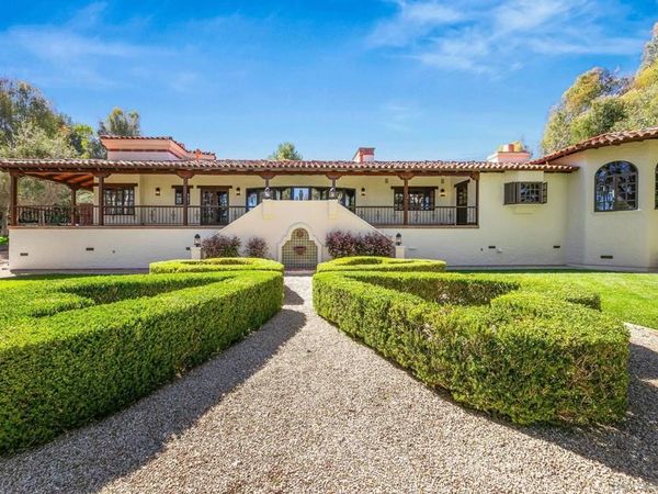 5443 Calzada Del Bosque, Rancho Santa Fe, CA 92067