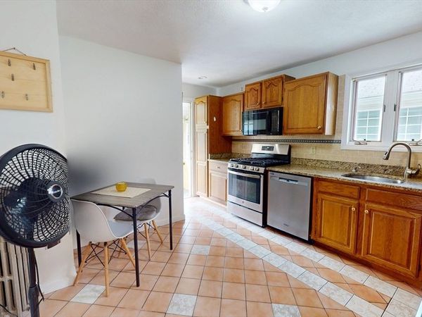 54 Linwood St, Unit 2, Medford, MA 02155