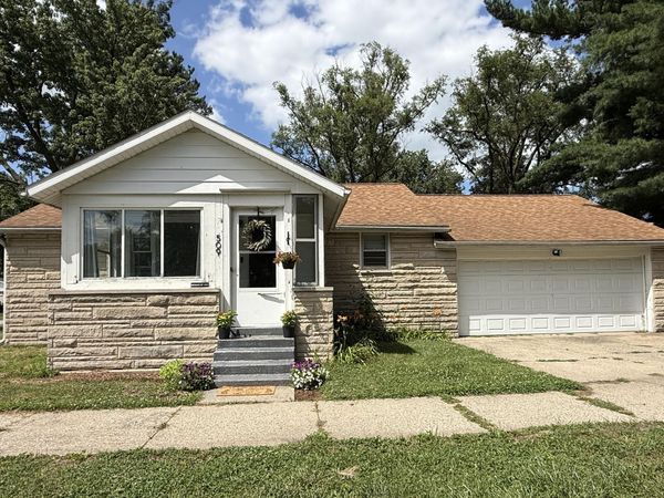 509 W Davis Street, Hamlet, IN 46532