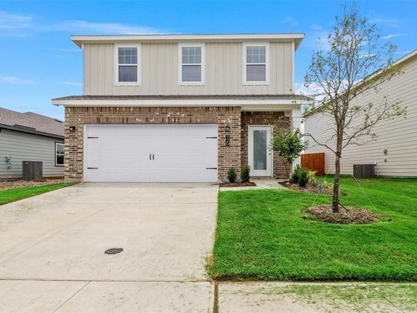 120 Waterhouse Lake Drive, Anna, TX 75409