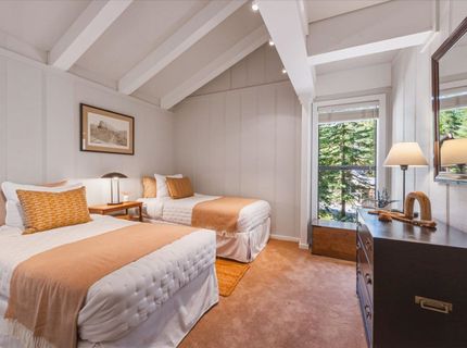 1313 Indian Hills, Truckee, CA 96161 Photo