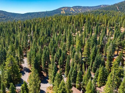 1313 Indian Hills, Truckee, CA 96161 Photo